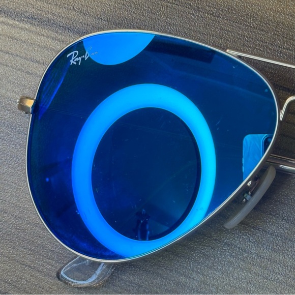 Ray Ban Aviator sunglasses - Picture 2 of 5